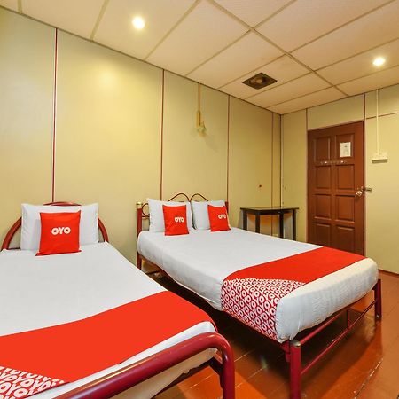 Oyo 90627 Pulau Ketam Inn Klang Kültér fotó