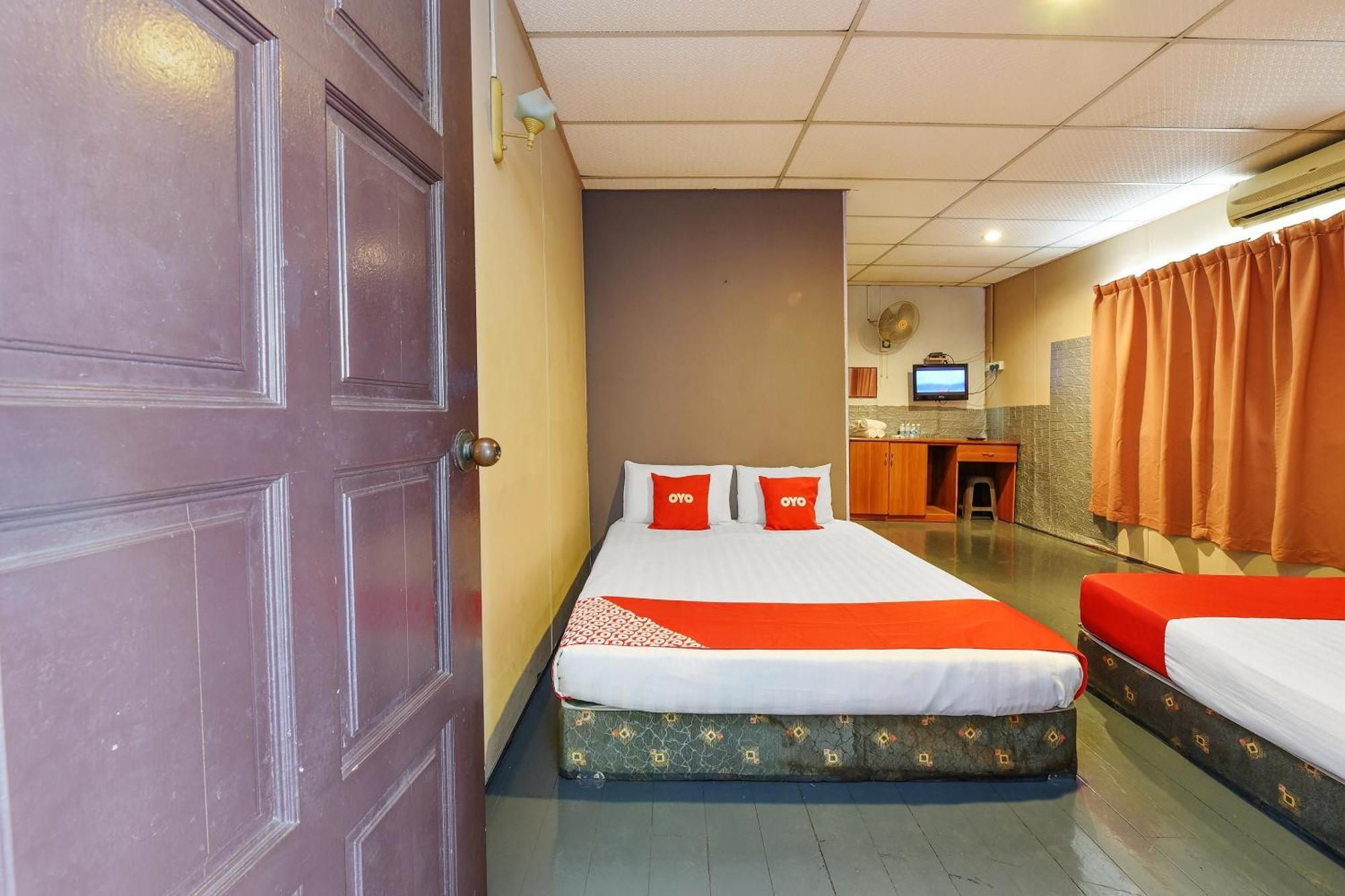 Oyo 90627 Pulau Ketam Inn Klang Kültér fotó
