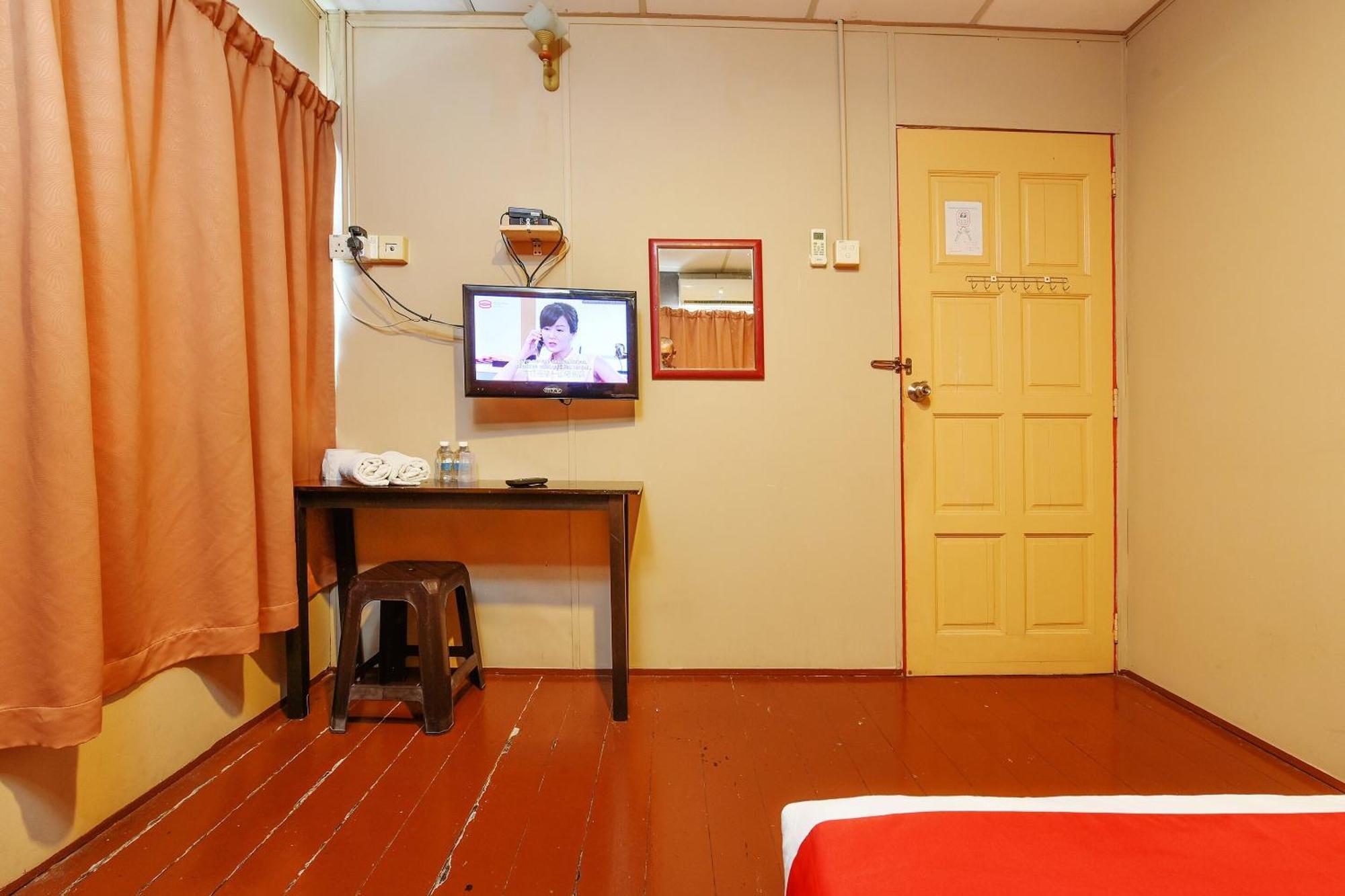 Oyo 90627 Pulau Ketam Inn Klang Kültér fotó