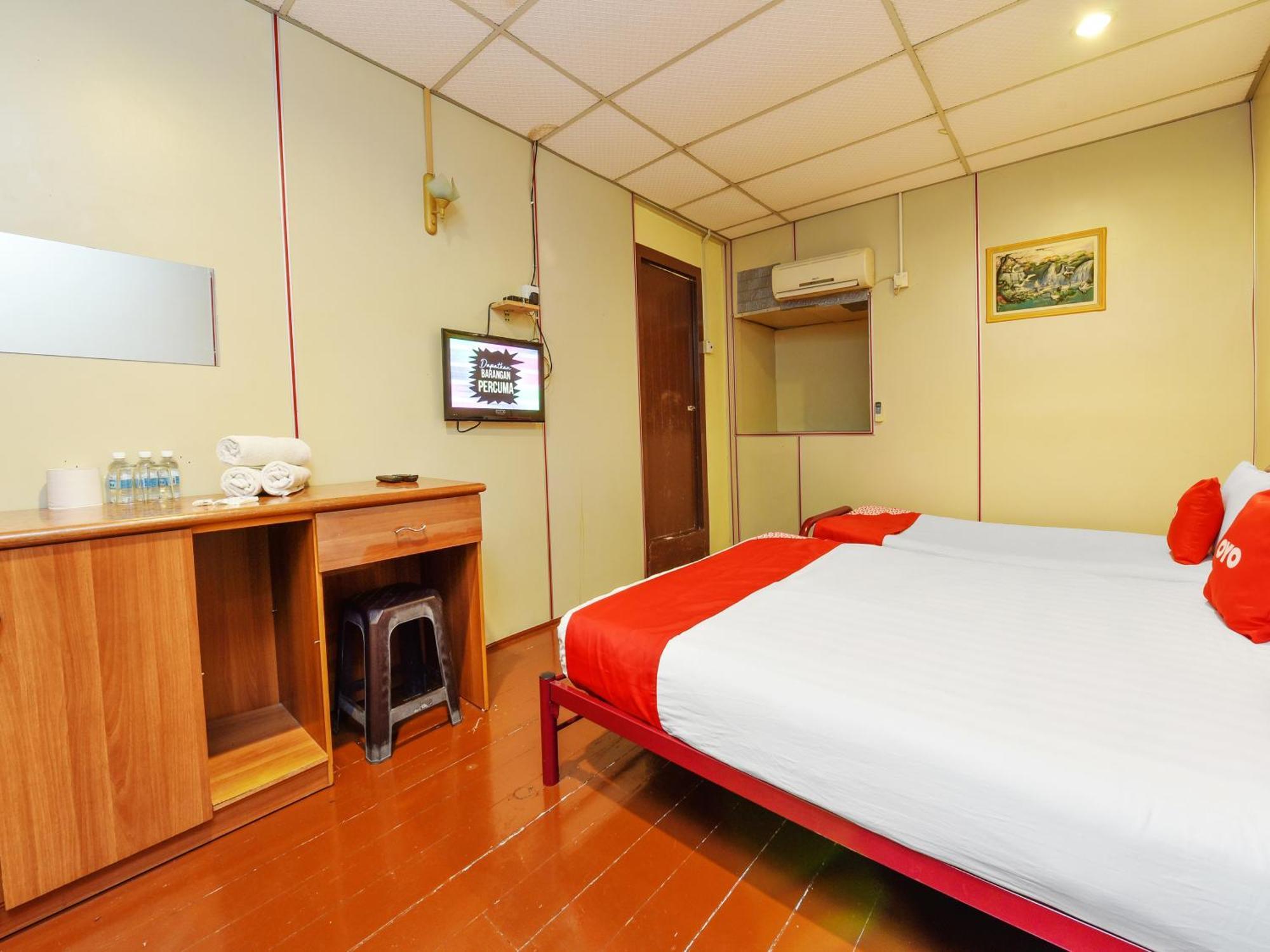 Oyo 90627 Pulau Ketam Inn Klang Kültér fotó
