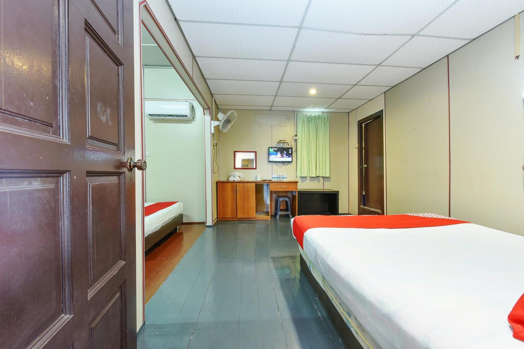 Oyo 90627 Pulau Ketam Inn Klang Kültér fotó